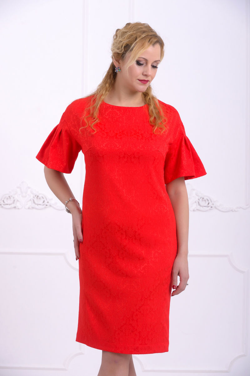 красное платье из жаккарда фото