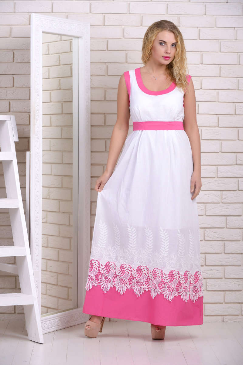 летнее платье белое с ярко розовыми вставками большого размера